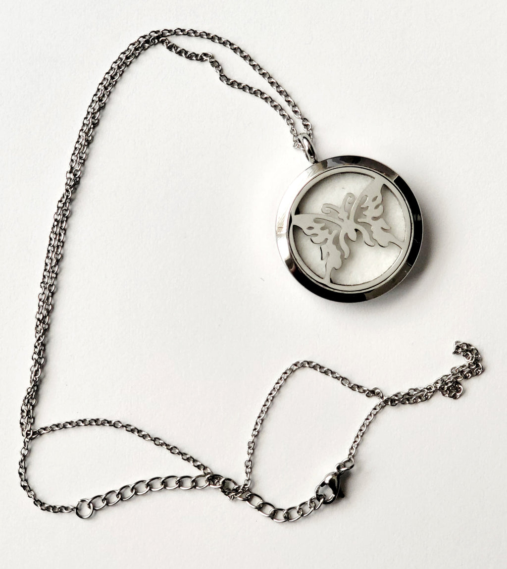 Beautiful Aromatherapy Oil Diffuser Necklace Pendant Set